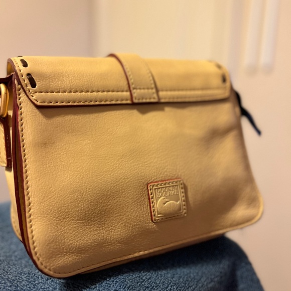 Dooney & Bourke Florentine Binocular Bag - Picture 4 of 9